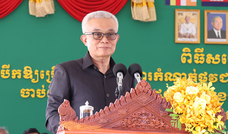 /2026/04/cambodia-projects-5-growth-for-2026-amid-external-headwinds-52000-631713.htm